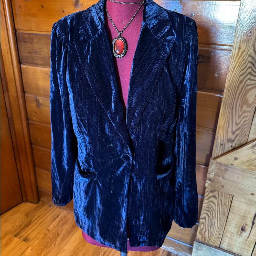 DEAR JOHN NET MIDNIGHT BLUE VELVET BLAZER.